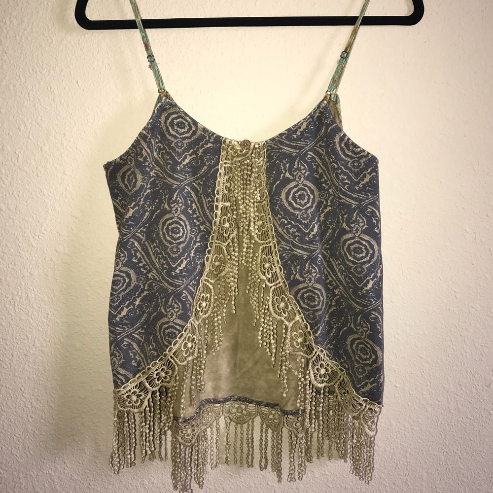 Gimmicks Tank Top - Picture 3 of 3